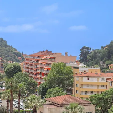 Appartement Spacieux Rooftop Parking, Terrasse Ensoleillée Menton