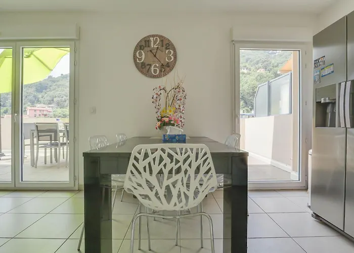 公寓 Spacieux Rooftop Parking, Terrasse Ensoleillee