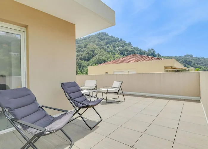 Spacieux Rooftop Parking, Terrasse Ensoleillee * 芒通